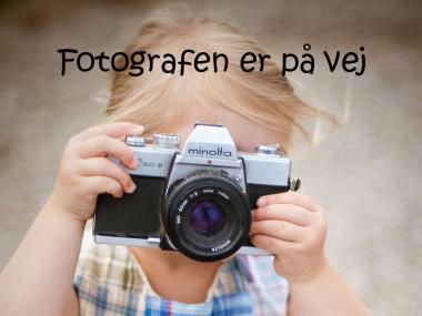 Pige med kamera